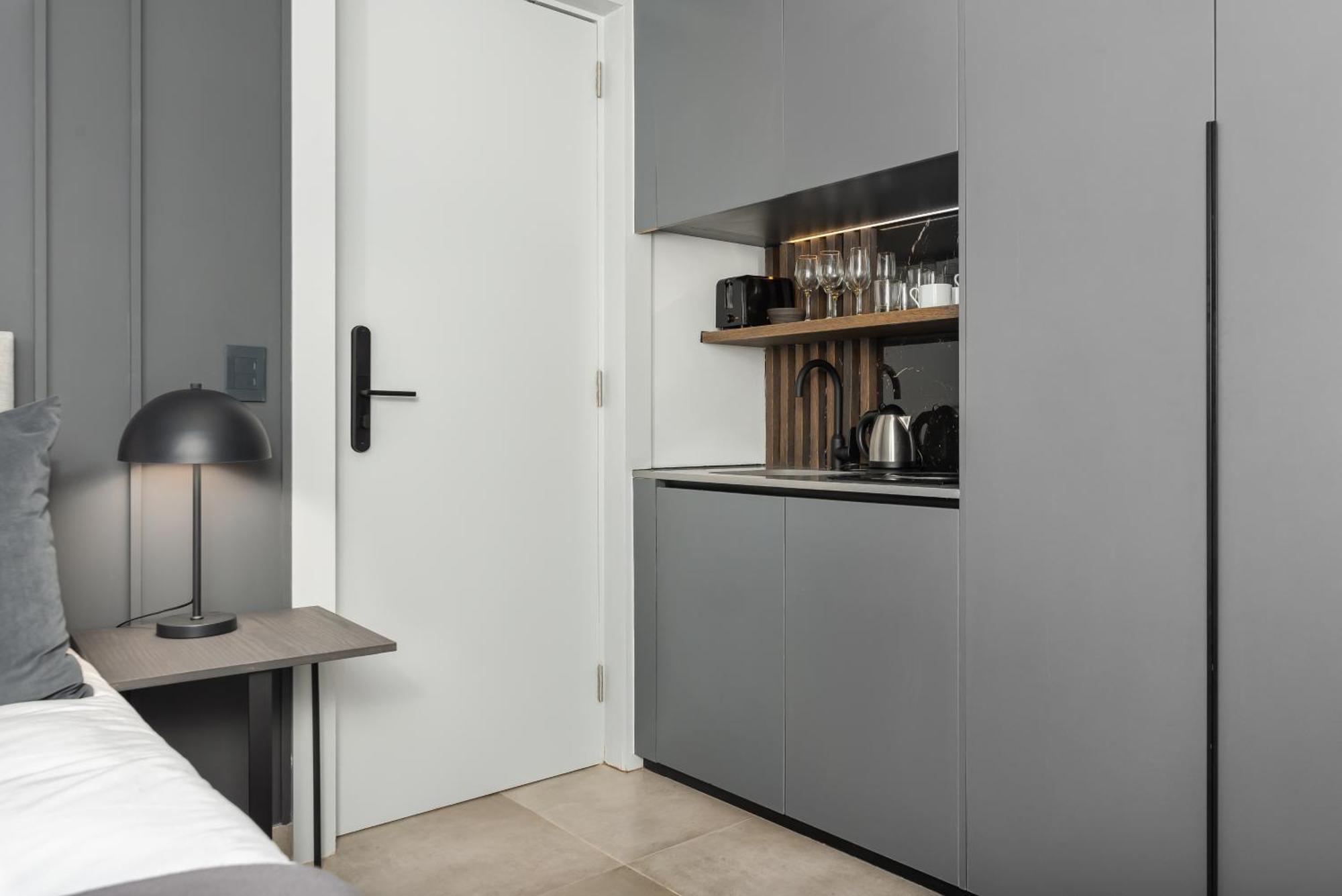 One Calais Luxury Apartamento *