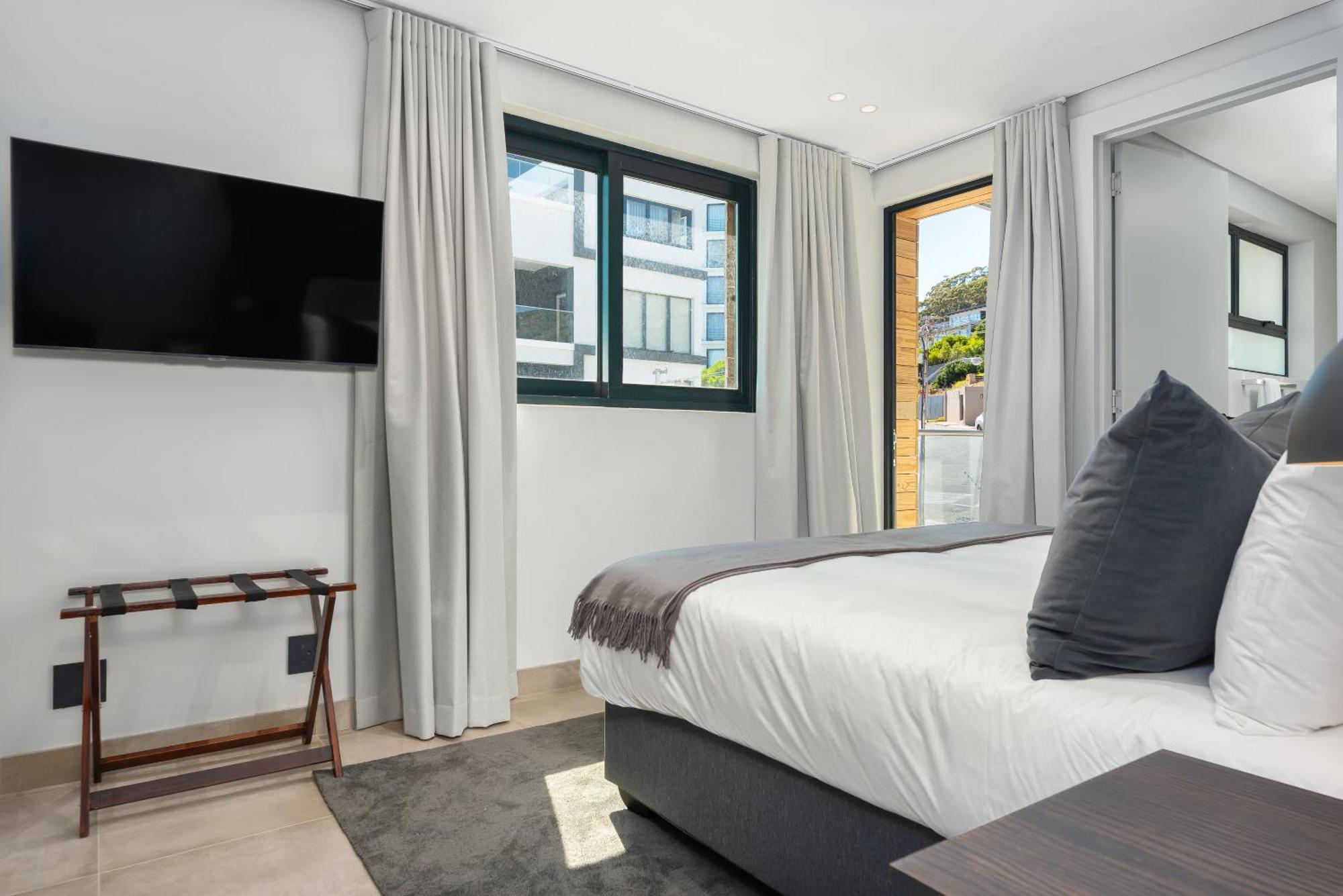 One Calais Luxury Apartamento